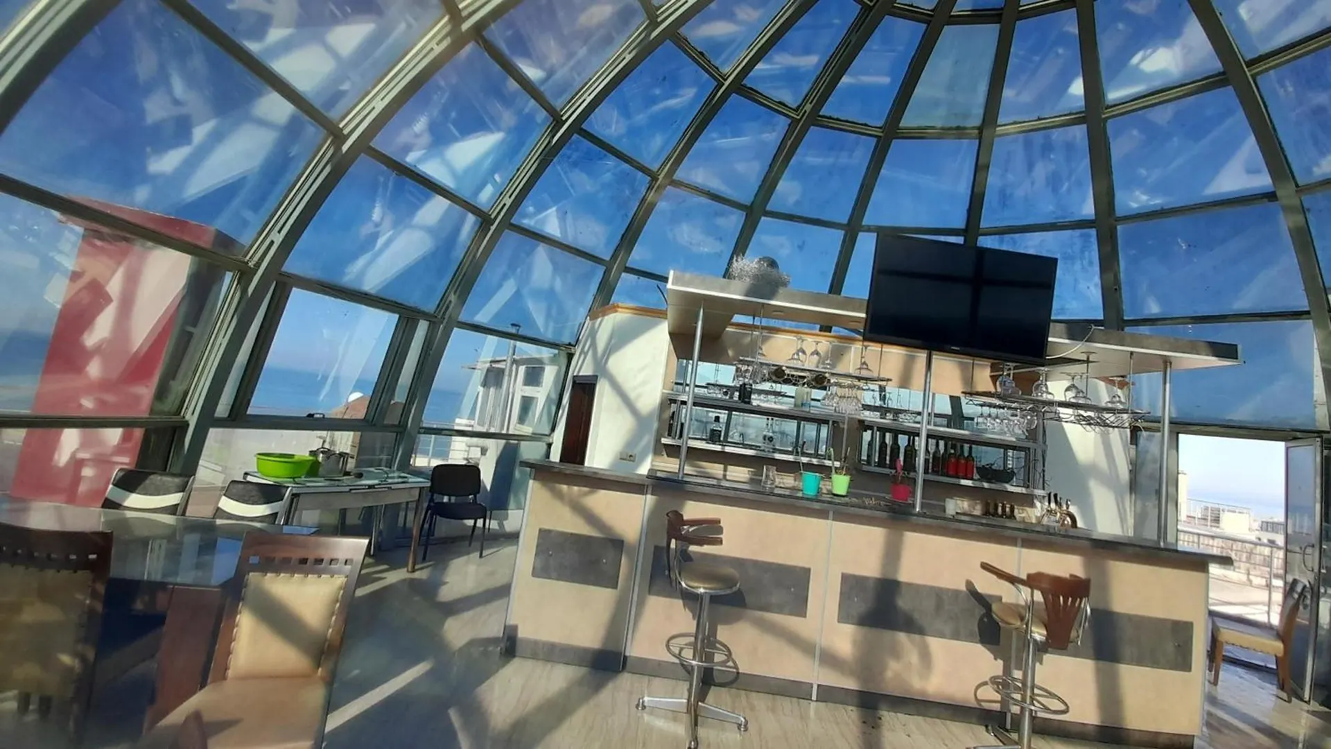 Penthouse Hotel Batumi 0*,